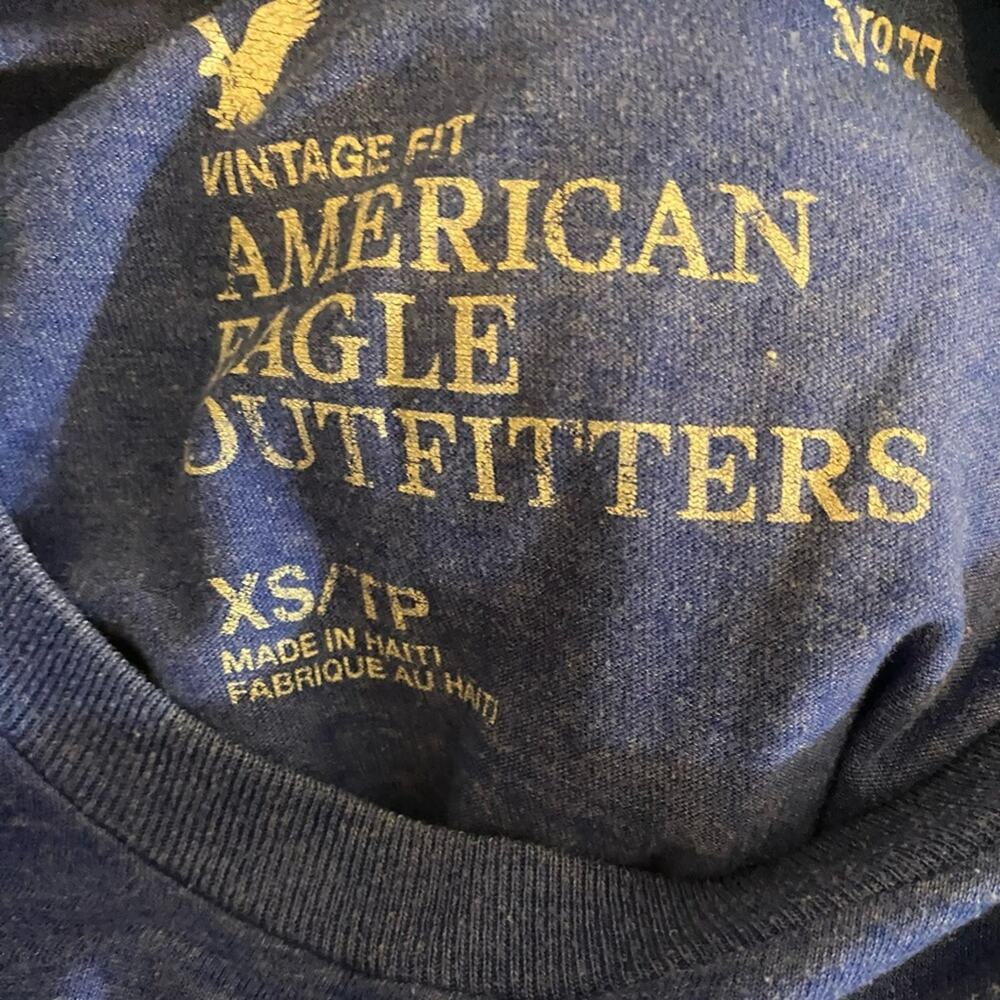 American Eagle Outfitters Tee Shirt Blue Red Vintage Fit Size XS - Picture 5 of 5
